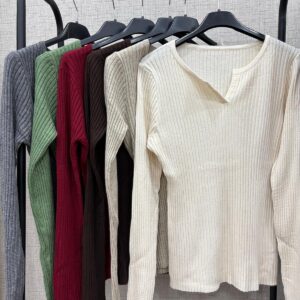 Camiseta canalé botones